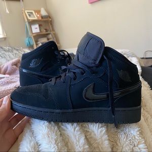 Air Jordan 1 Mid GS 'Triple Black'🖤